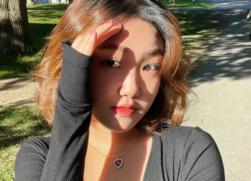 李静|李静18岁女儿颜值惊艳！轻松进纽约大学成学霸，久居国外生活惬意