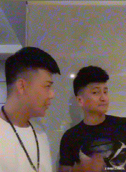 “男子手机爆炸腿部被炸轻伤”,网友:怎么还把丝袜整破了?