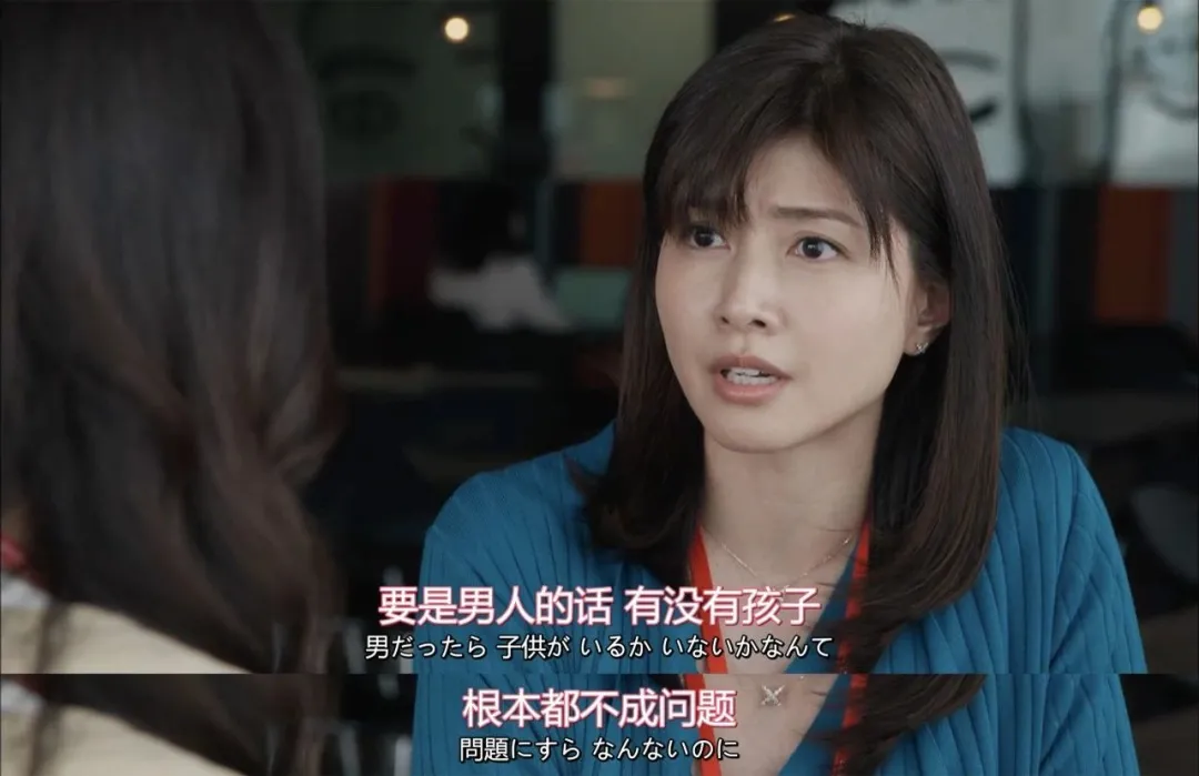 许嵩|34岁郭碧婷带女儿复出，放弃母乳喂养，而婆婆却在线接男宝