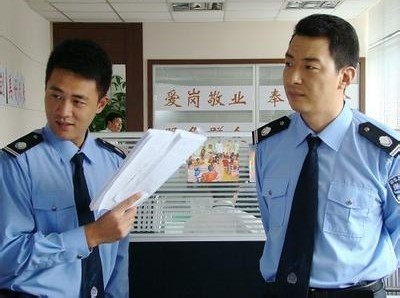 赵丽颖|演员郝平，娶初恋白富美，岳父深夜上门道歉，后悔让妻子流泪