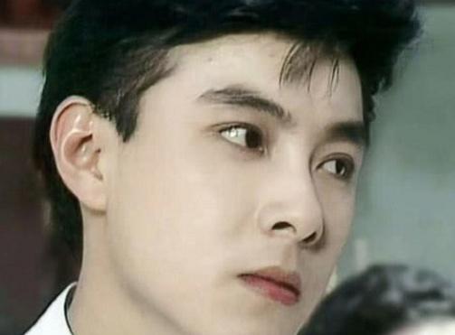 黄渤|明星的18岁：黄渤我忍了，鹿晗我也忍了，看到18岁的雷佳音我酸了