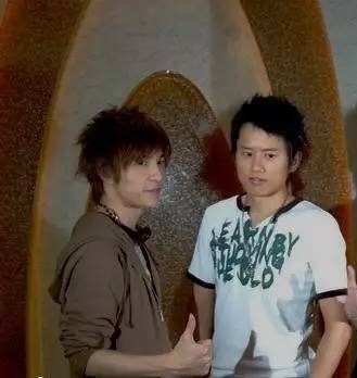 赵英俊|43岁的歌手赵英俊去世，薛之谦蹭好友热度？另一个好友道出内幕