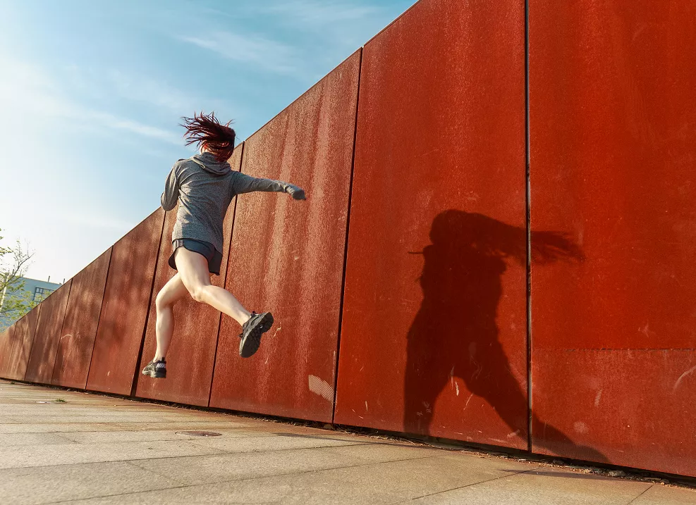 痛风|体检查出来尿酸高，是要得痛风了吗？7个关于尿酸的真相你要知道