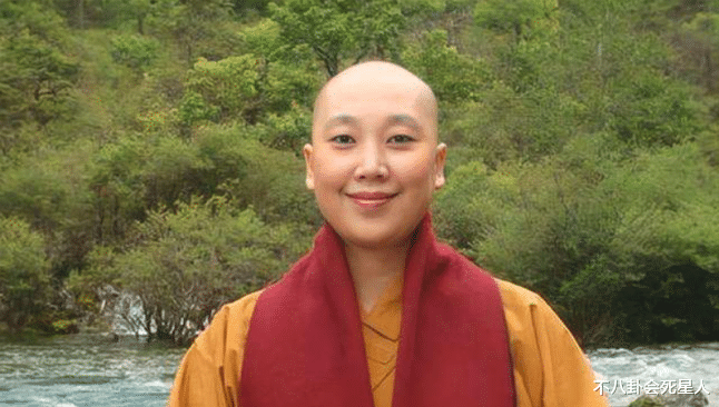 李娜|未婚生子，被骗财产，爱上渣男，8位出家为尼的女星，各有各的苦