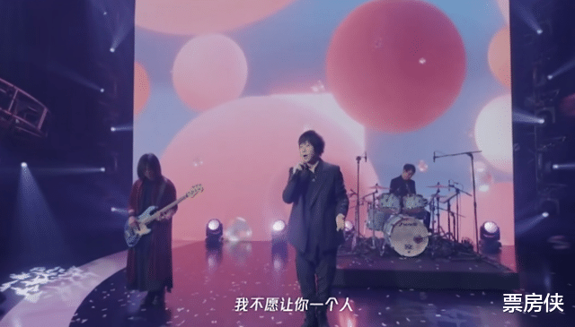 华语乐坛|周董霸屏、蔡徐坤获大奖？这场乐坛颁奖礼说明了华语乐坛为何衰落