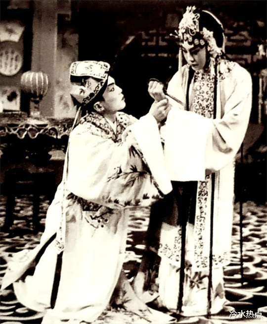 王俊凯|秦腔女演员孟遏云，赴朝鲜演出拒绝洗澡，易俗社社长：身体被刺字