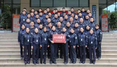平安武汉 守护居民出行安全,交通事故命案全破!这支公安鹰之队是怎样炼成的？