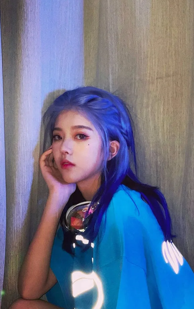 明星|明星壁纸网红彭十六壁纸