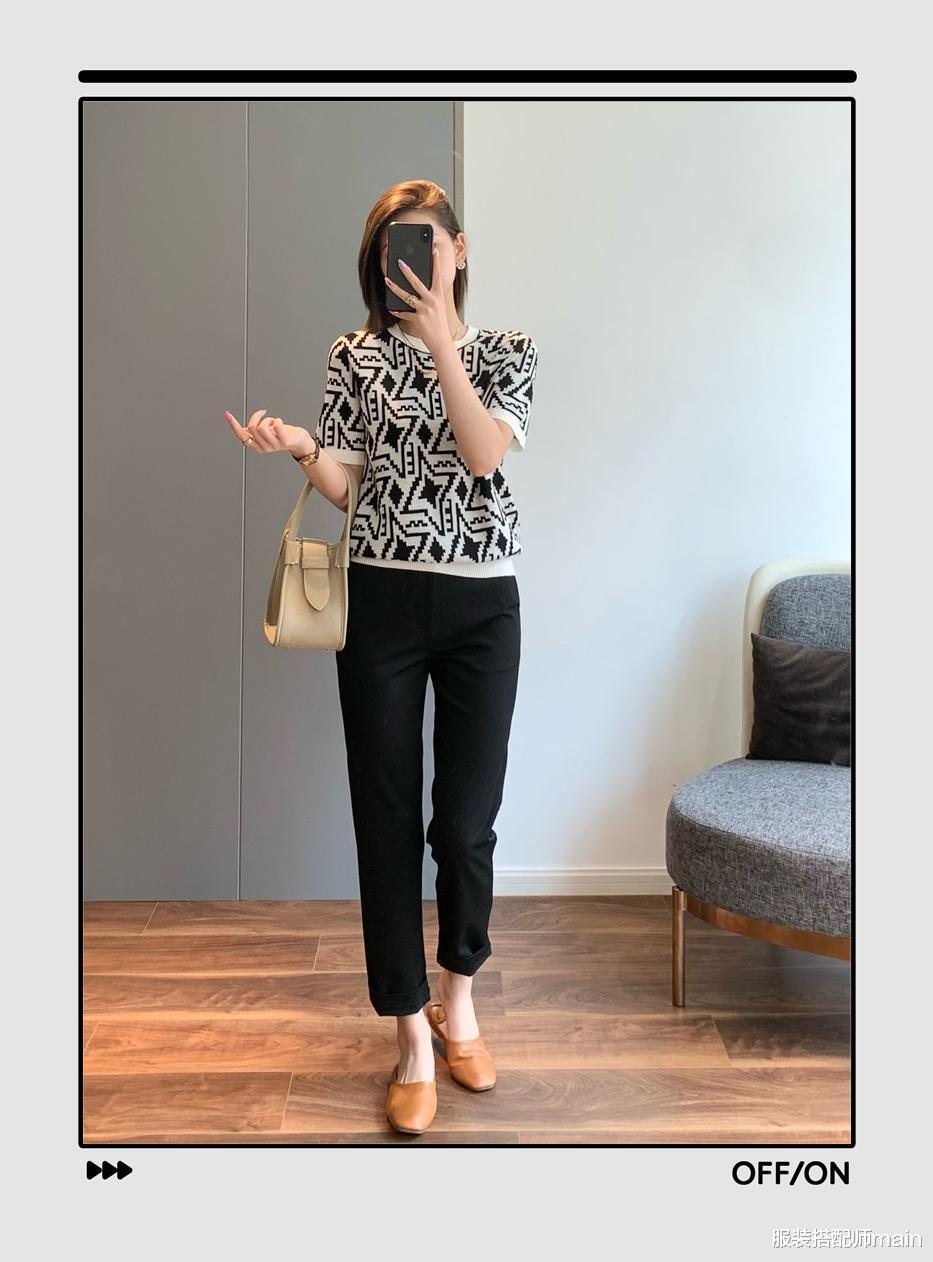 服装搭配师main|你的早秋衣橱必须要有一件针织短袖!比T恤时髦,比外套凉快