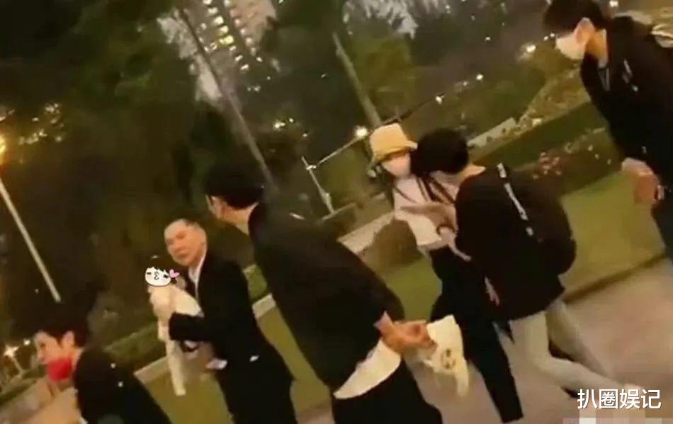 王一博|王一博解约内幕?被逼无奈不得不这么干,但此行为也为他博了好感