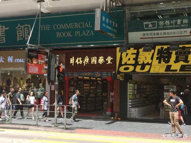 面霜 为什么建议女人准备2款面霜？1个原因，照着做皮肤一天比一天好