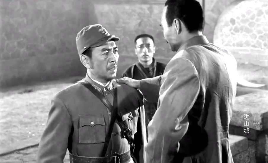 渡江侦察记|记得《渡江侦察记》敌军长、《三进山城》黄队长吗?难忘反派名家