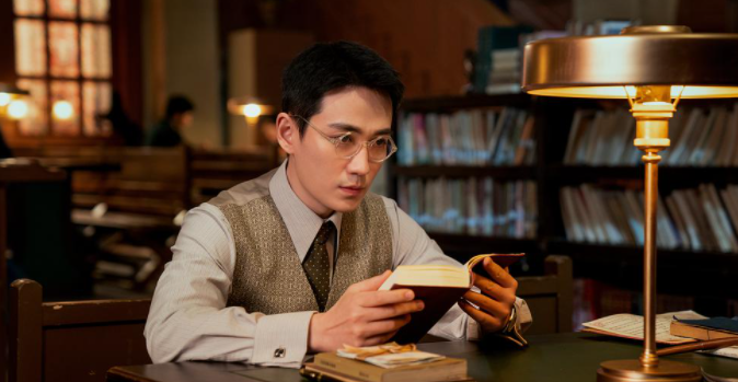 杀青|可比肩《潜伏》的谍战剧官宣！四大主演堪称神仙选角，剧方太用心