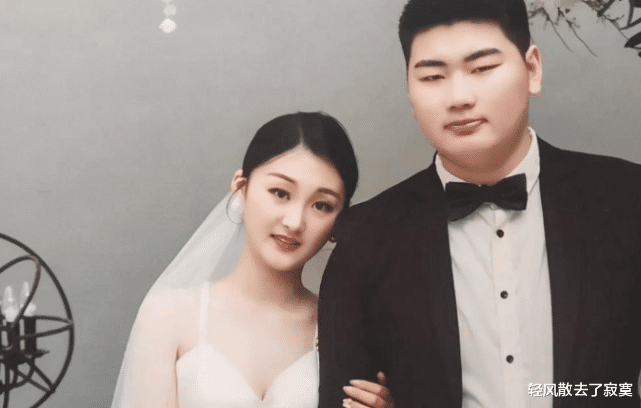 陈亚男|陈亚男憔悴露面，谈及生子话题欲言又止，小伟换头像暗示不难再找