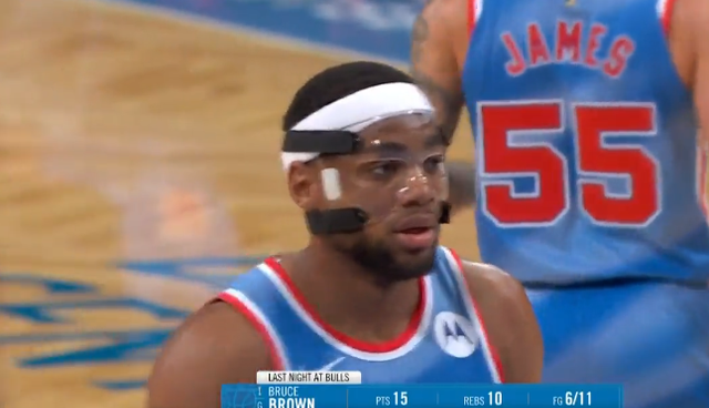 布雷克·格里芬|单节35分！格里芬梦回巅峰，KD游刃有余，篮网多点开花打崩马刺