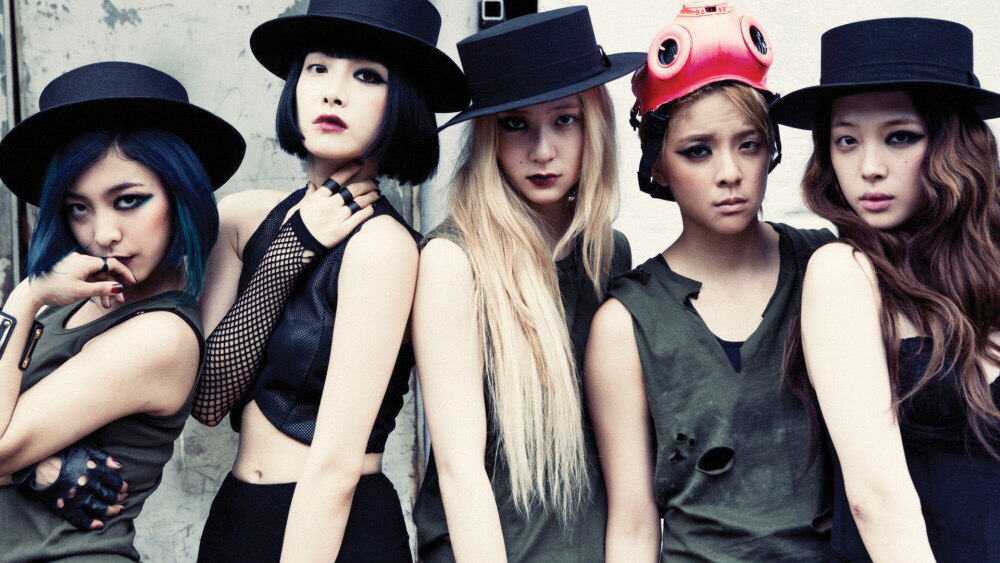 郑秀妍|郑氏姐妹，两人都是顶级女团出身，一个戏约不断，一个却被催债