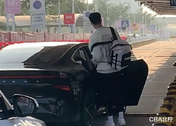 广东男篮|CBA三消息：广东主力返回东莞，辽宁小将大爆发，朱世龙再受质疑
