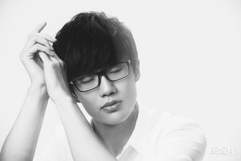 演唱会|他是国内唯一不混娱乐圈歌手，演唱会从不宣传，却每场都一抢而空