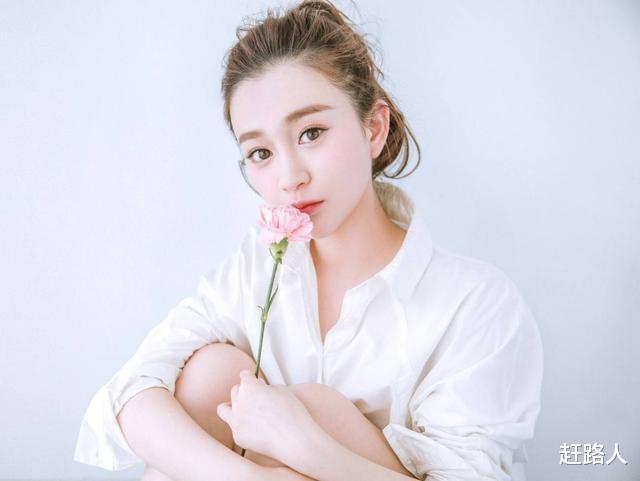 吴秀波|?吴秀波把小三送进监狱：她在牢狱740多天情绪化严重被关小号