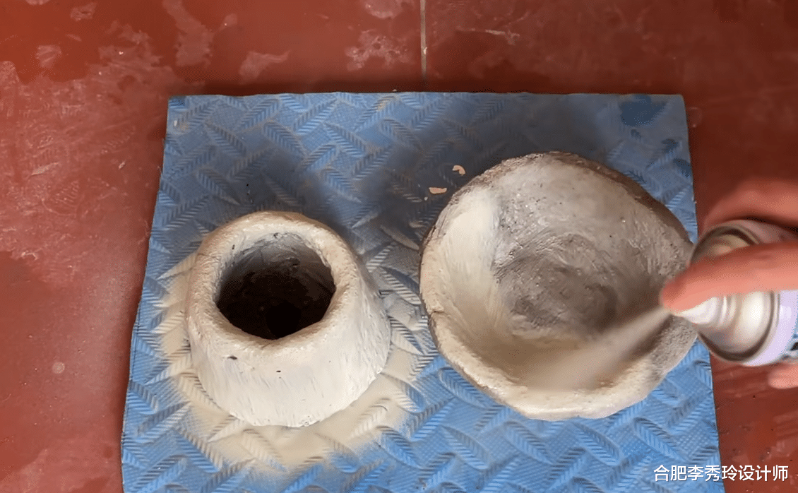 捡一把枯树枝，和点水泥教你给家里做几把凳子，独一无二不用花钱