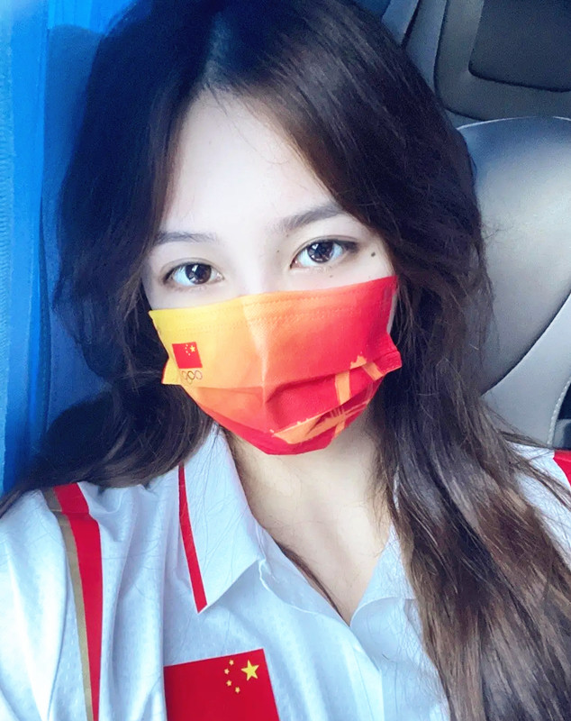 全球时尚号|中国“水球女王”熊敦瀚，堪称运动场的颜值担当，可休闲可时尚
