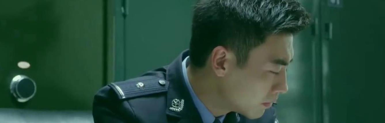 顿芳苓|警察帅锅里简凡最后跟谁在一起了？剧中的主演都有谁？