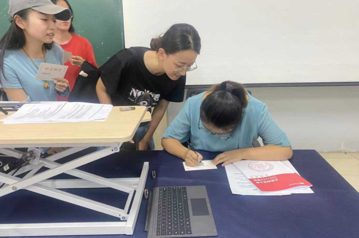 招聘|教师行业出现两极分化，部分地区招聘遇难，考教资人数却居高不下