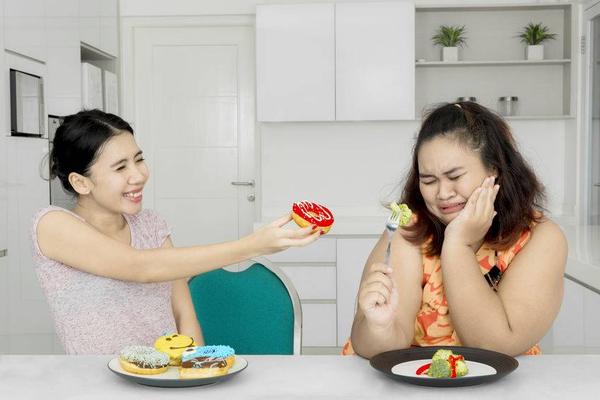陈红 减肥从来都不是过分节食，而是要学会吃东西，控制体重
