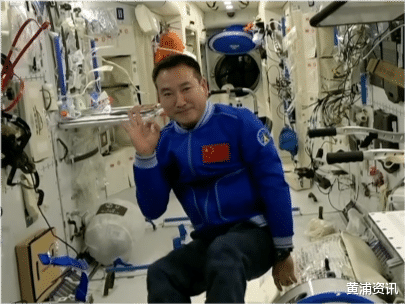 太空|长时间在太空生活，身体会变胖说话有鼻音？王亚平亲自告诉你答案