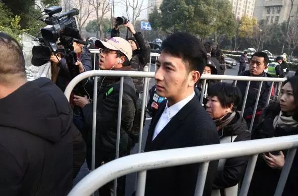 林生斌 比起林生斌锁魂井事件：还有一个很重要的点、团队避重就轻