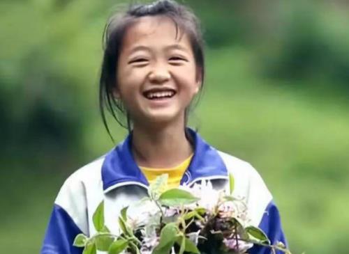 变形计|变形计神仙妹妹考入中专，晒男友被赞有夫妻相，自曝是整出来的