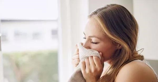 诗采春 偏头痛20年，脑袋一周炸一次，是什么样的体验？