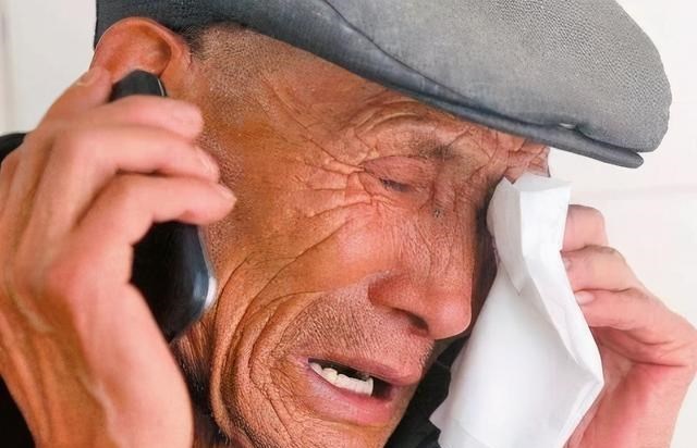 映秋小伊 退休老人坦言：有儿女的，千万不要平均分财产，否则将来矛盾多多