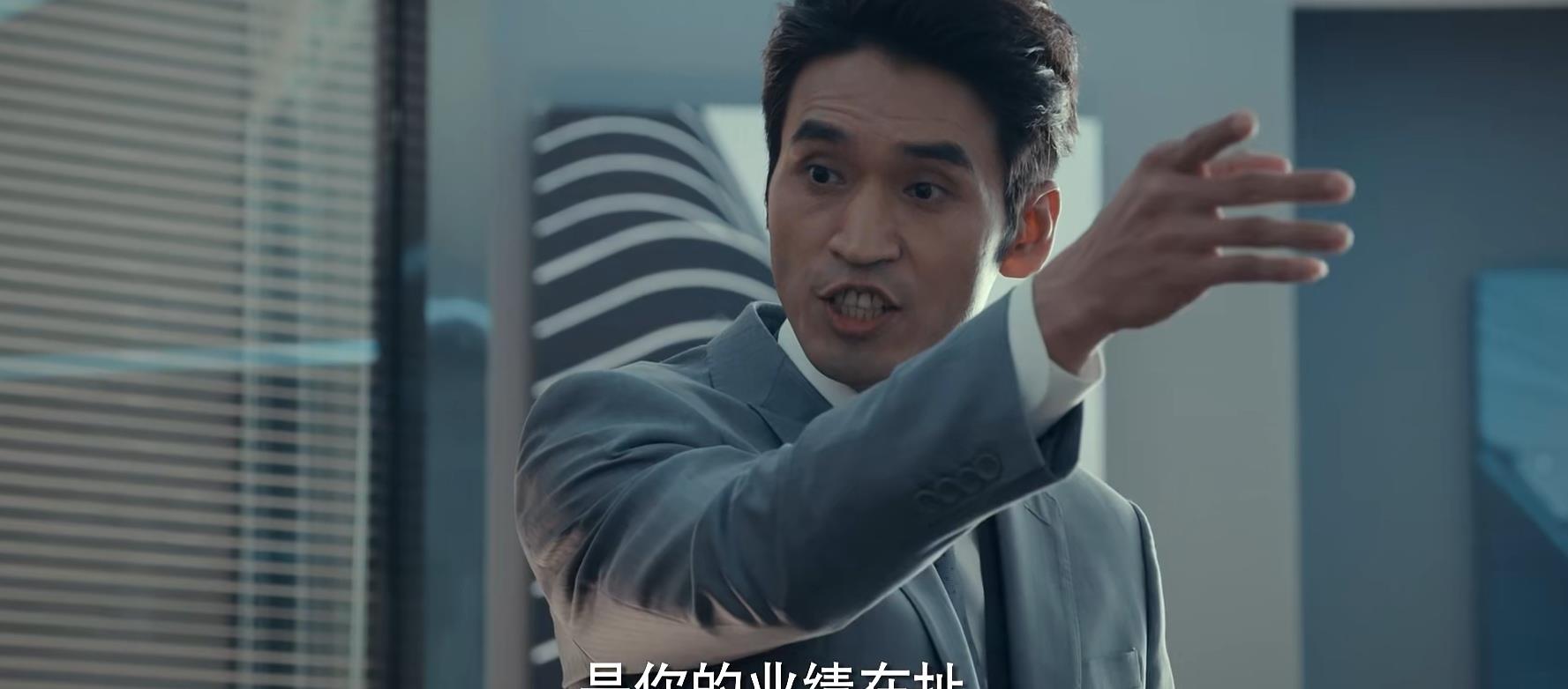 陈妍希|冲辛芷蕾看《输赢》，却被女配吸引，温柔大方被指拿错剧本