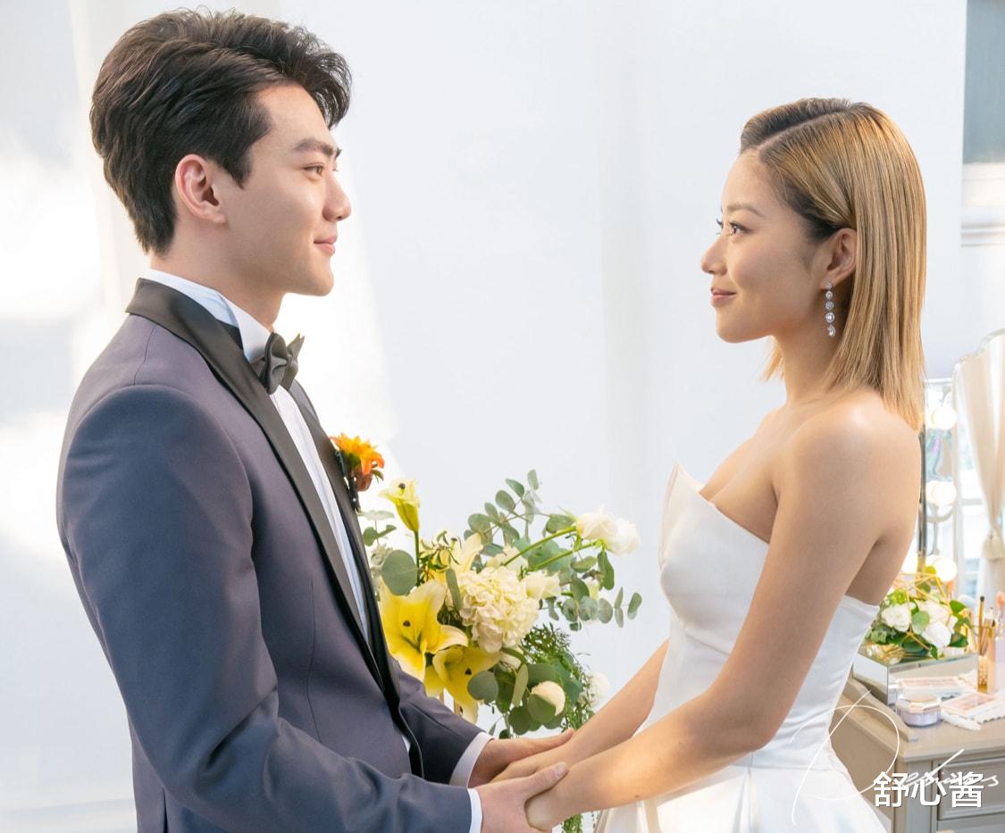 张艺兴|近期最高分国产剧，李纯、张含韵和王菊，做对了什么？