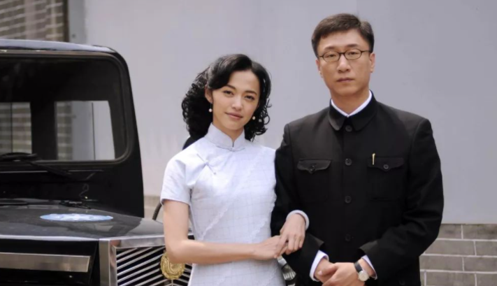 孙红雷|比《潜伏》还好看的谍战剧来了，孙红雷主演，看清女主：怎么哪都有她