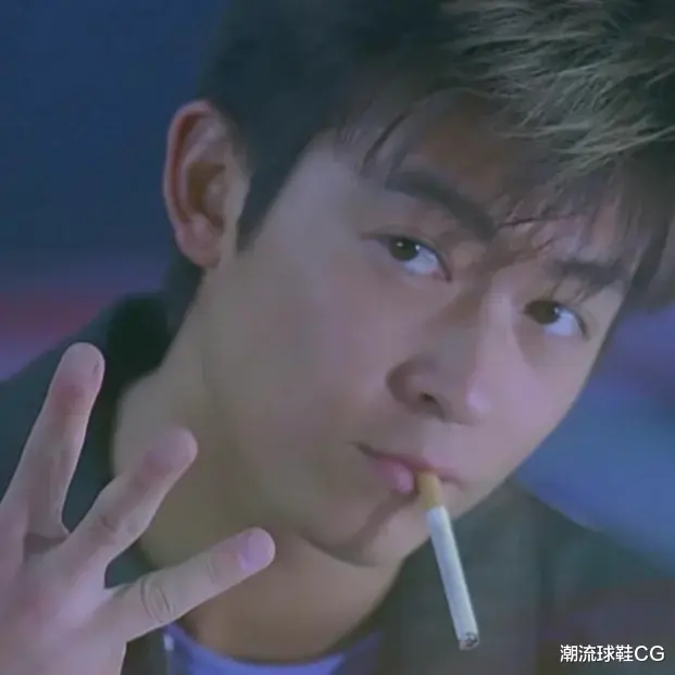 陈冠希|陈冠希秀“死亡之吻”新穿法，试图做最后的挽救