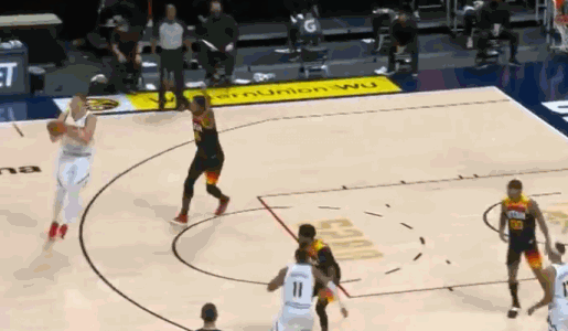 约基奇|47+11+5！约基奇刷爆七大纪录，吊打2亿中锋终结爵士11连胜