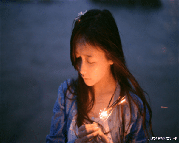 小豆爸爸的育儿经|90后为何成为“不婚不育”的主力军?4大压力让人对生育望而生畏