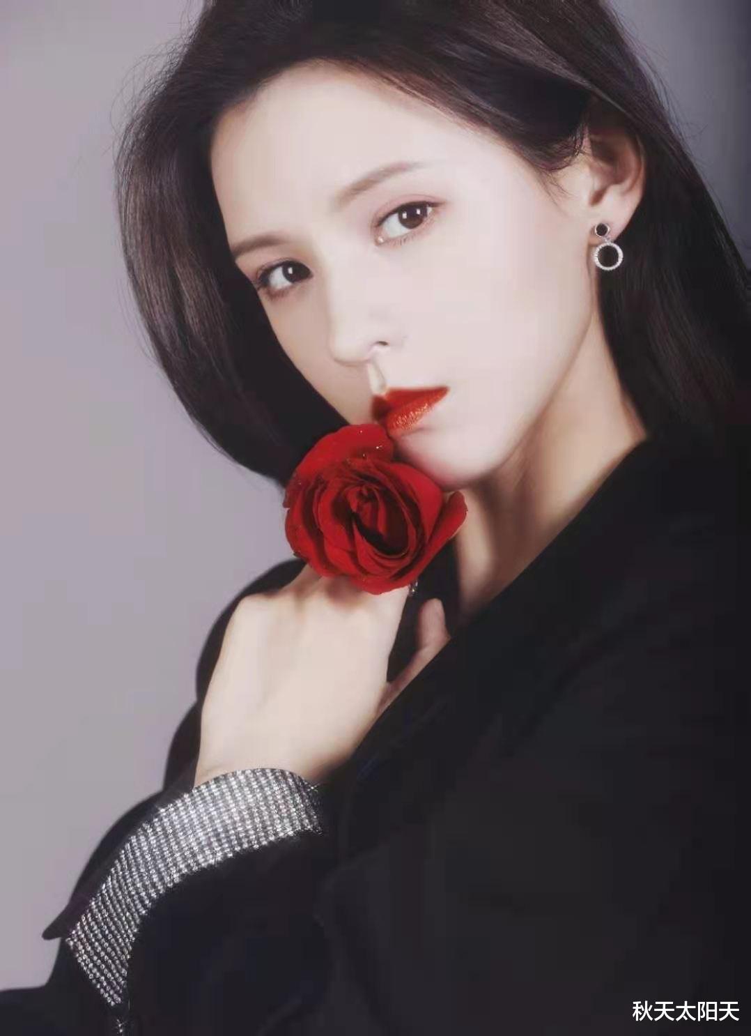 张予曦|《夜色暗涌时》官宣！张予曦轮流合作欢瑞两太子，新一姐预定？