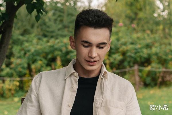 欧小希 男人，在老丈人手下打工，有没有出路？