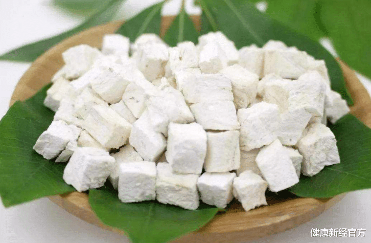 健康新经官方 肝病来临，舌头先知！专家提示，舌头3变化，八成是肝癌前兆，早做肝CT