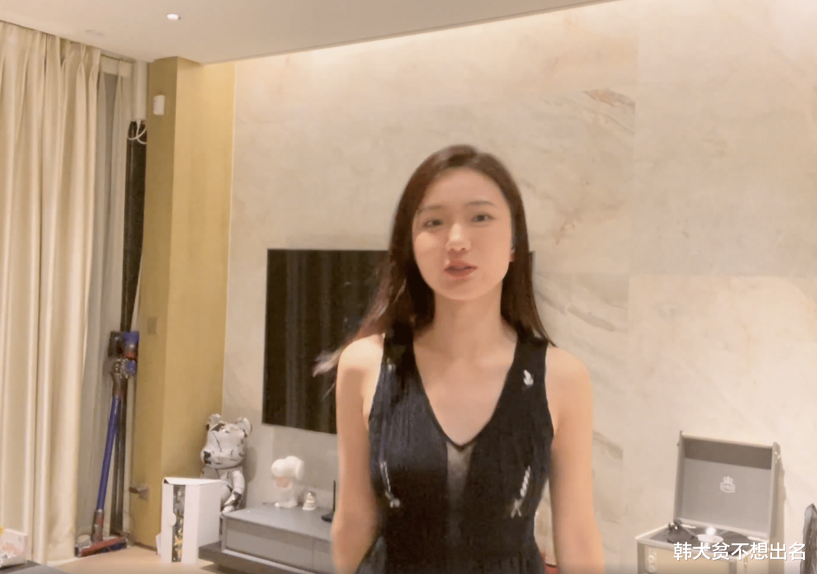 心动4|《心动4》12月10号洪成成宣布有了新男友?为其做礼物扎破手指!