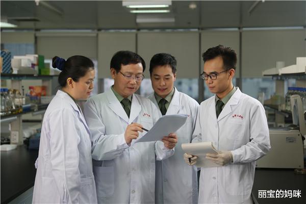 丽宝的妈咪|大学导员直言：有4类专业就业要求高，不考研未来工作发展没优势