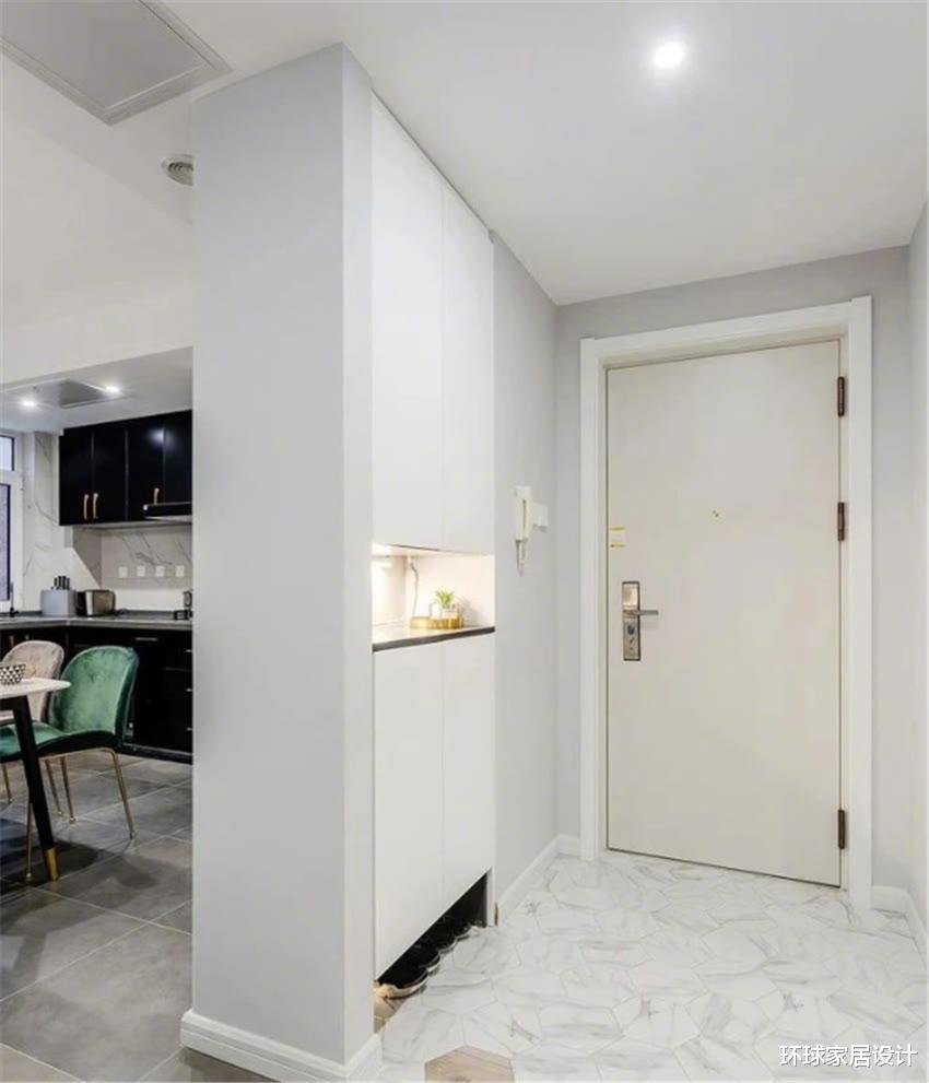 家里进门一地鞋，太丑？学会这样做一组玄关柜，问题能减半！