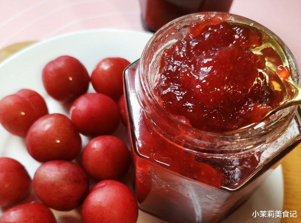 李子|7月这碱性水果不吃就没了，遇到买10斤，煮好放冰箱，解馋又营养