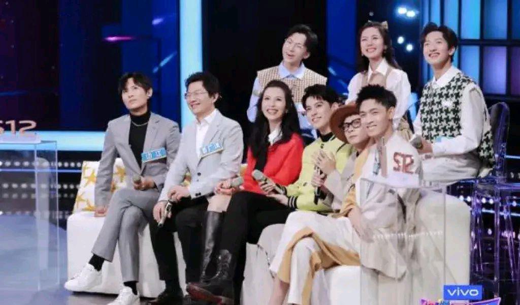 陈若仪|梁洛施素颜状态好？毛晓彤太好笑了？