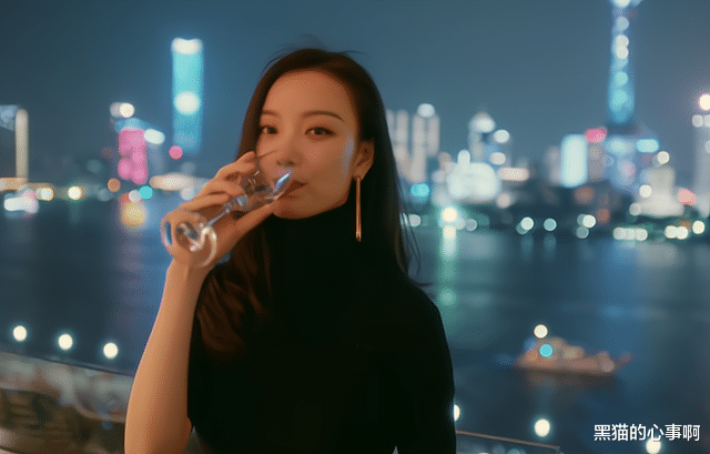 黑猫的心事啊|“嫂子，这是家宴，你个外人别上桌了”“抱歉，这是我家的家宴”