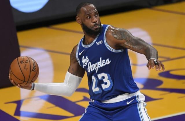 乔尔·恩比德|坏消息！詹姆斯恶犯恩比德恐遭联盟追加处罚，赛后大帝言论引争议