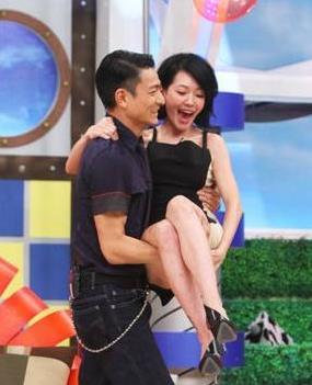 欢天喜地七仙女|已有家庭还四处撩拨？这8个明星，一个比一个“没有分寸”